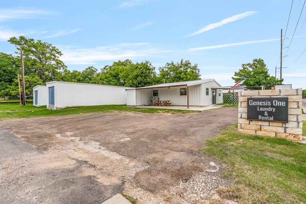 201 E Navarro Avenue Property Photo 1