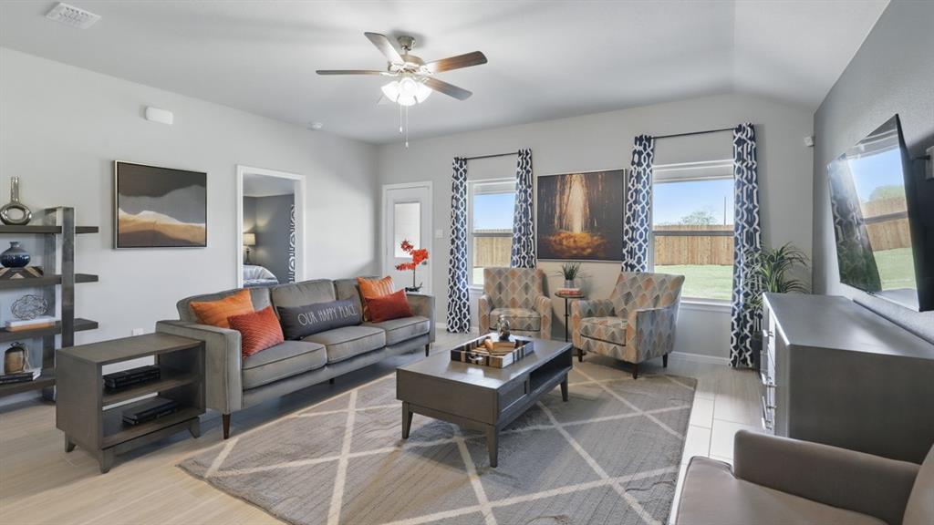 5513 Legends Way Property Photo 12