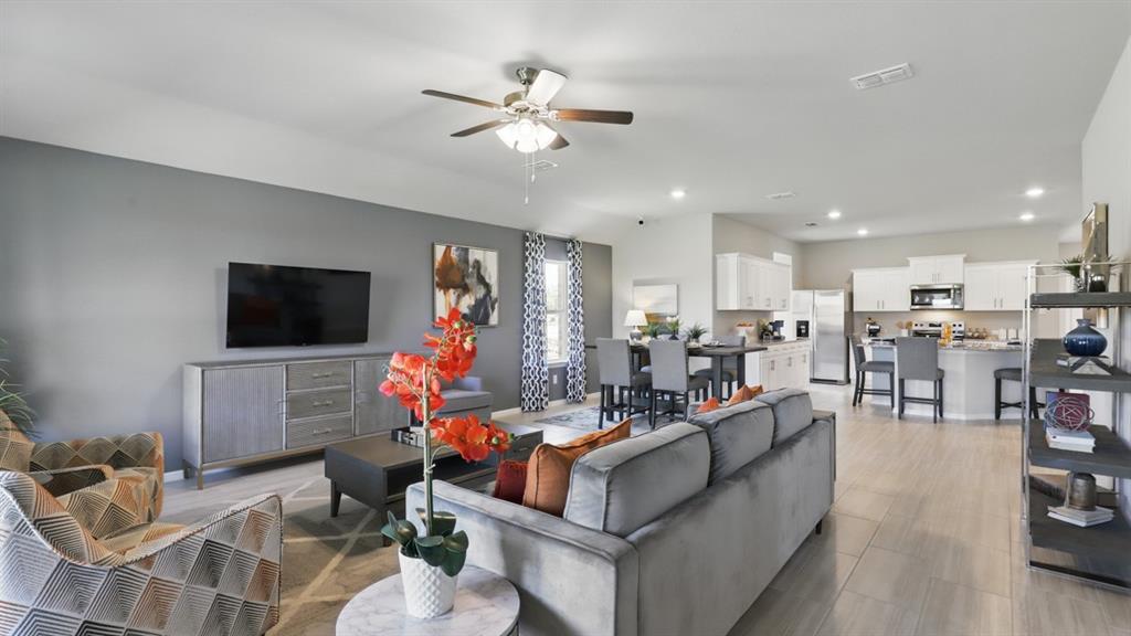 5513 Legends Way Property Photo 15