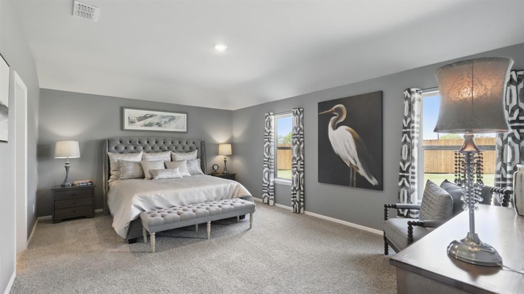 5513 Legends Way Property Photo 17