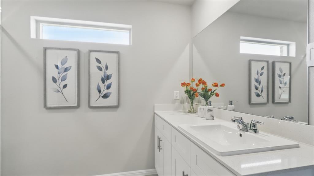 5513 Legends Way Property Photo 23