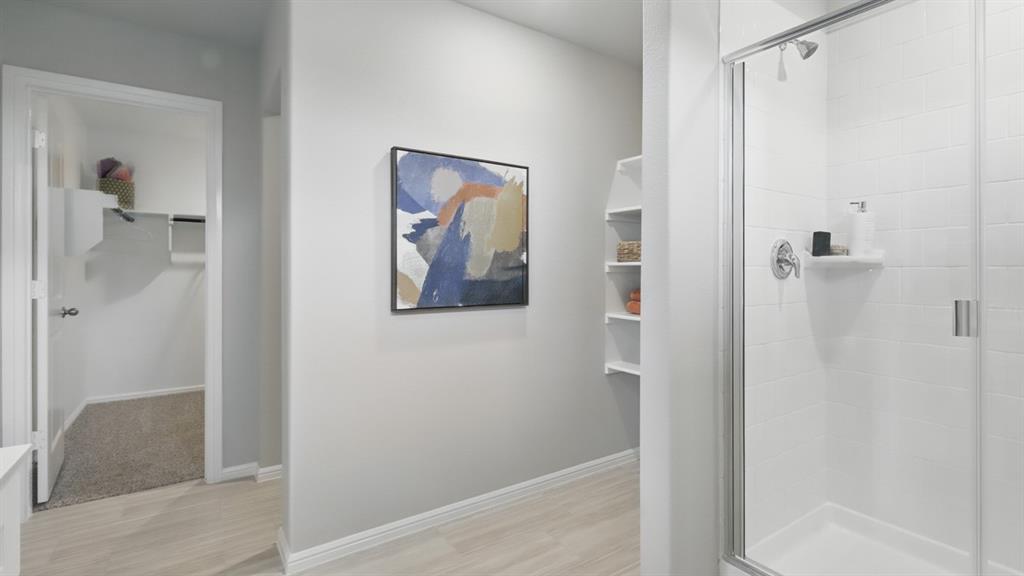 5513 Legends Way Property Photo 24