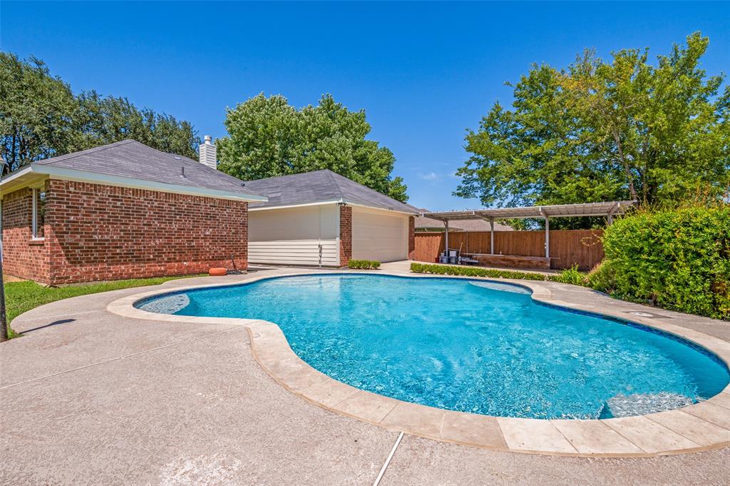 2720 Wild Grove Lane Property Photo 1