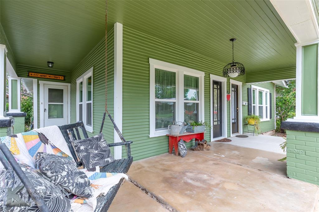 1234 Peach Street Property Photo 1