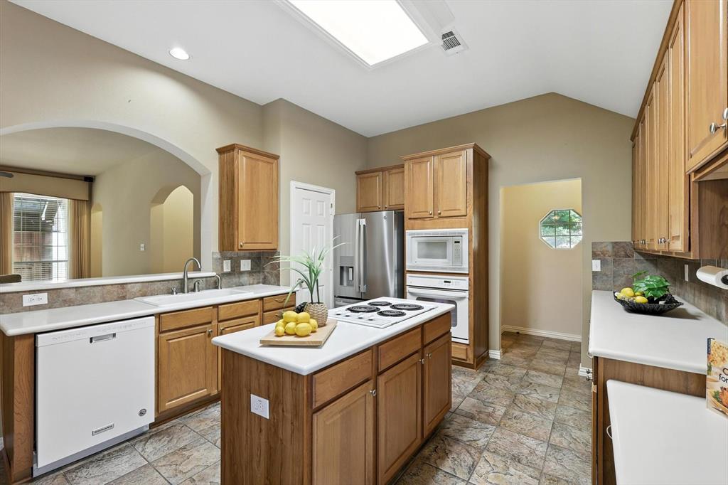 680 Woodland Way Property Photo 16