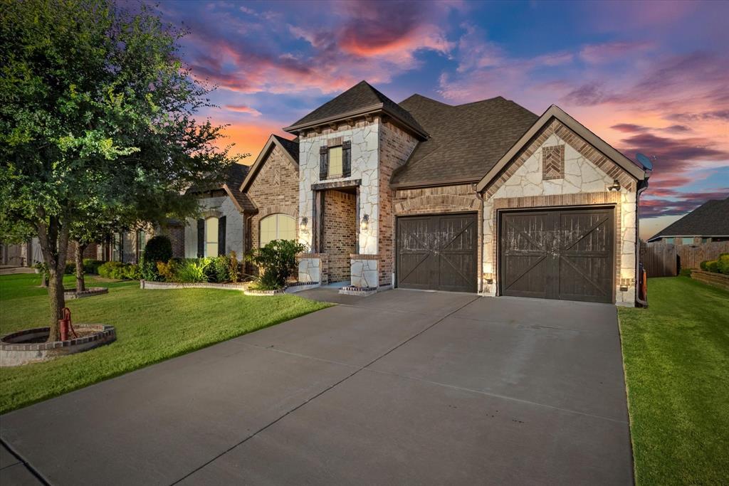 1126 Autumn Trail Property Photo 1