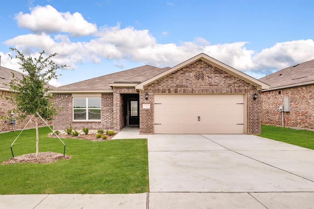 407 Watson Court Property Photo 1