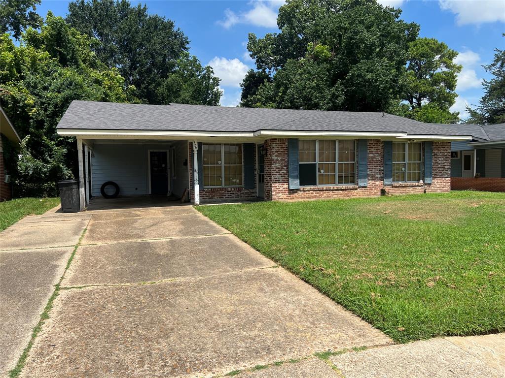 1126 Carolina Street Property Photo 1