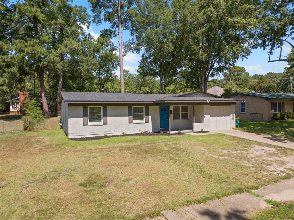 3915 Sabine Property Photo 2