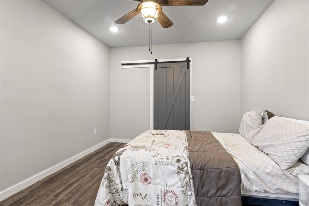 3915 Sabine Property Photo 15