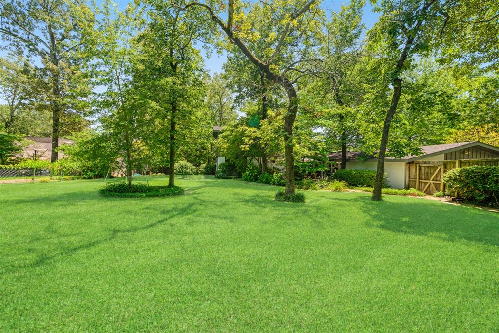 3160 Allen Property Photo 18