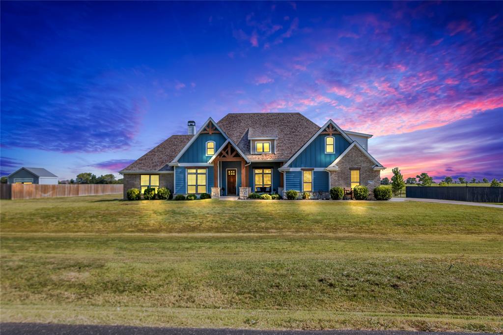 1581 E Highland Road Property Photo 1
