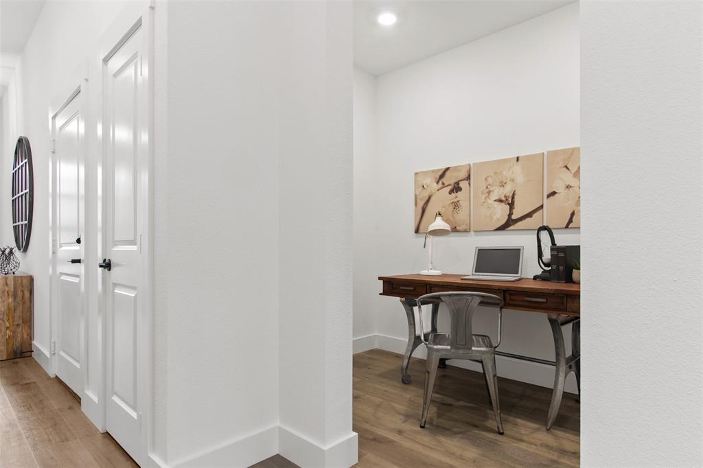 510 Sherwood Property Photo 21