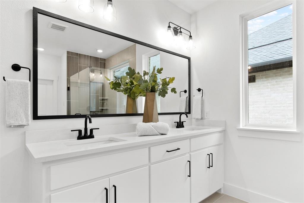 510 Sherwood Property Photo 33