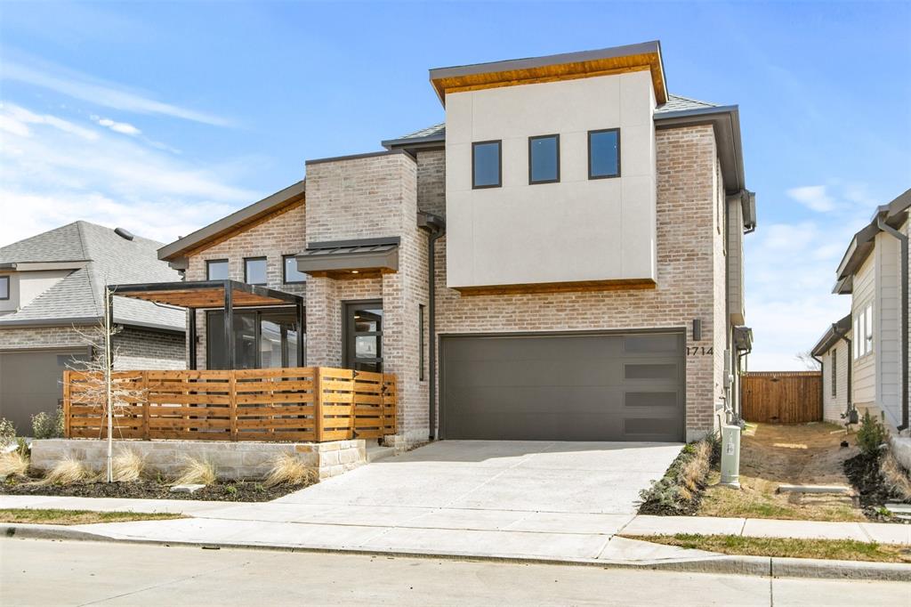 514 Sherwood Property Photo 2