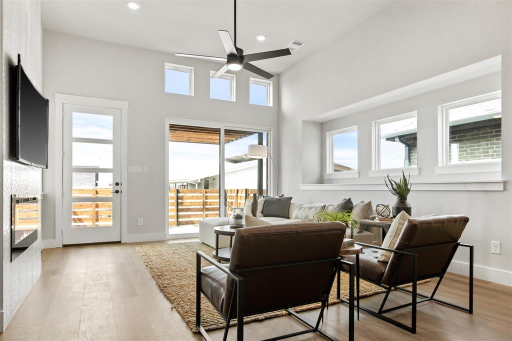 514 Sherwood Property Photo 7