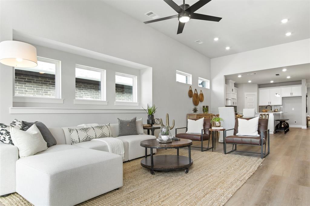 514 Sherwood Property Photo 9