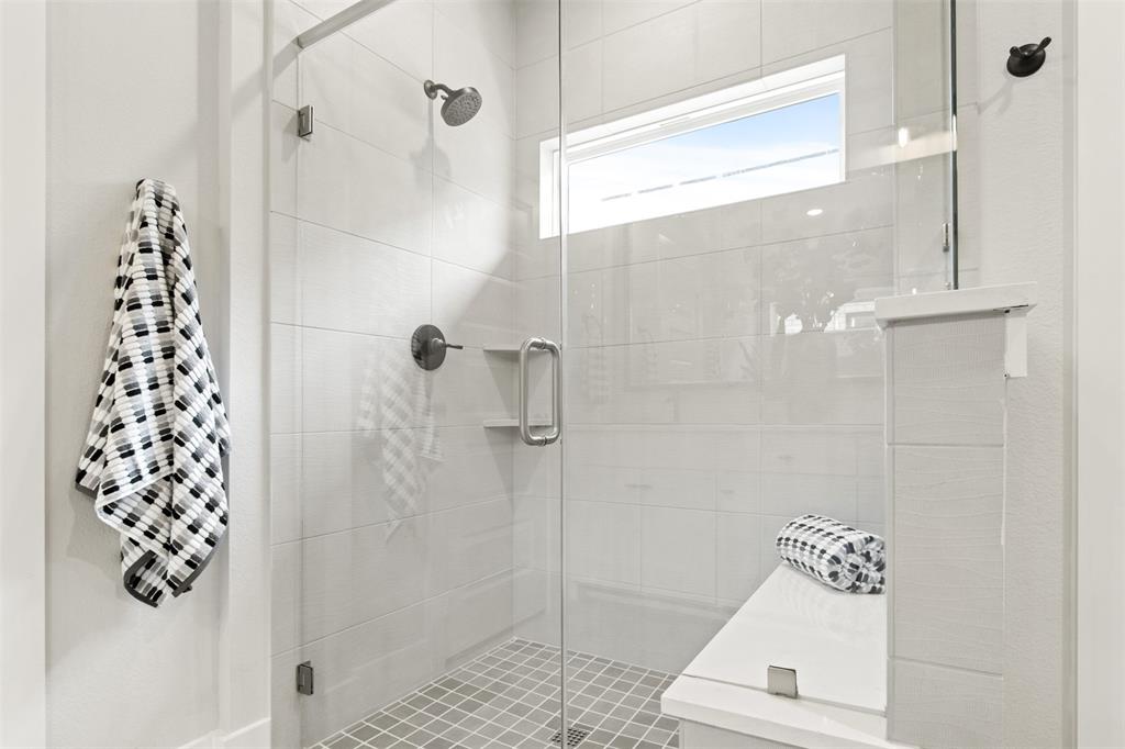 514 Sherwood Property Photo 21