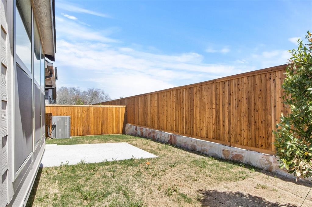 514 Sherwood Property Photo 34