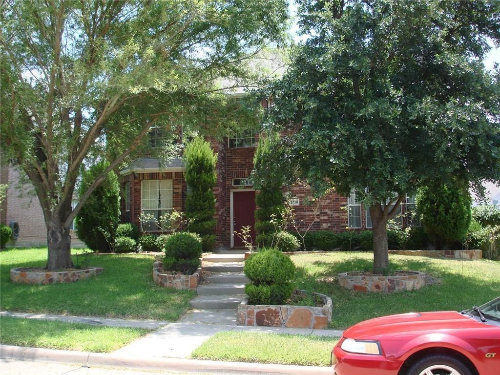 2416 Brycewood Lane Property Photo 1