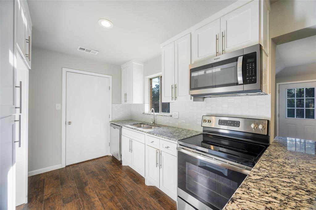 1704 Sherrye Drive Property Photo 1
