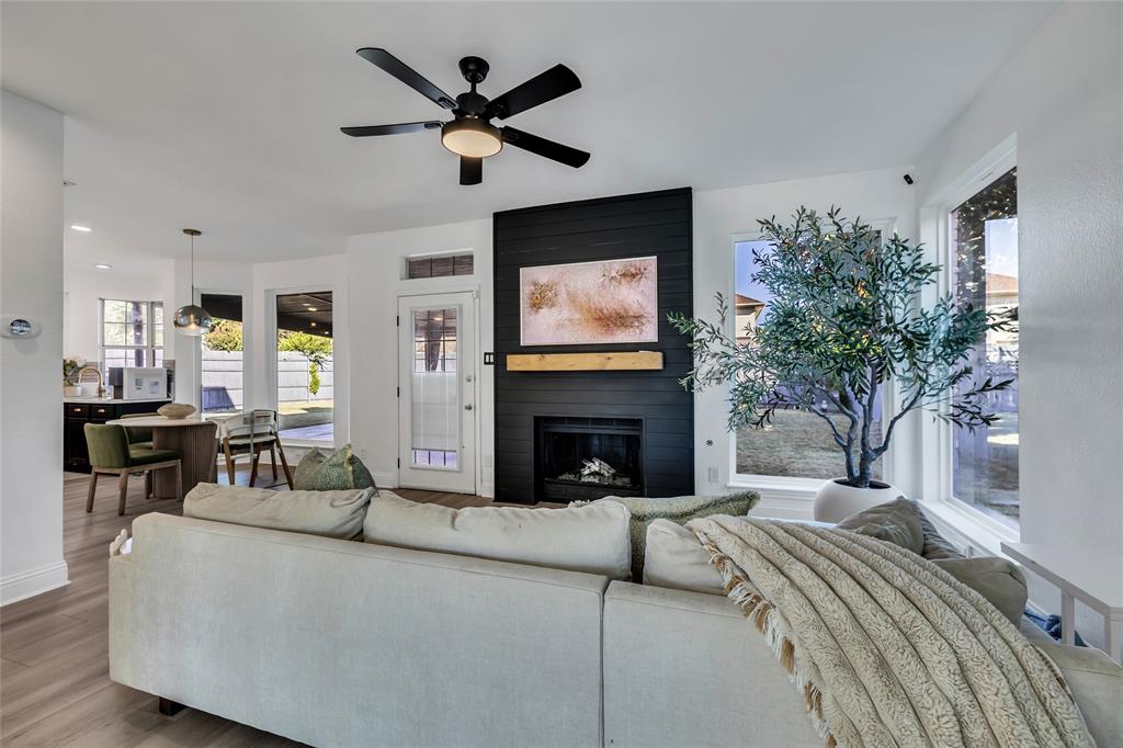409 Baldwin Street Property Photo 1