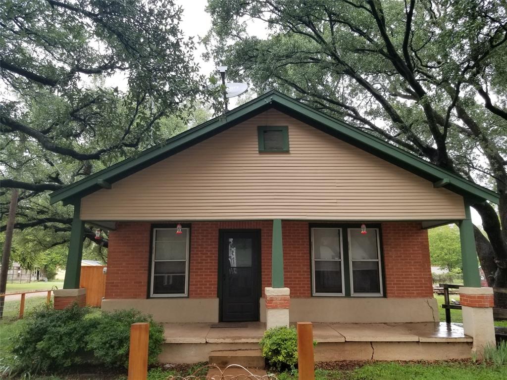 542 Elm Street