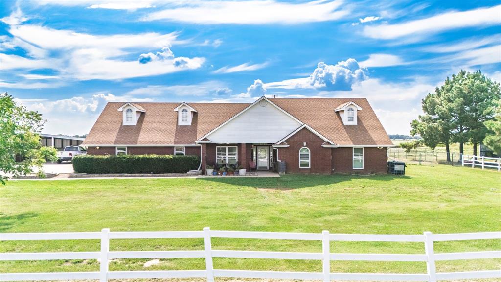 389 County Road 1070 Property Photo 1
