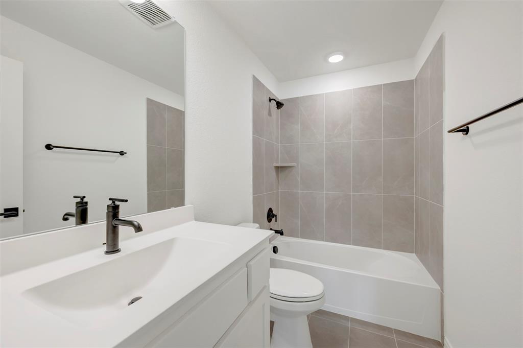 9713 Dahlia Boulevard Property Photo 35