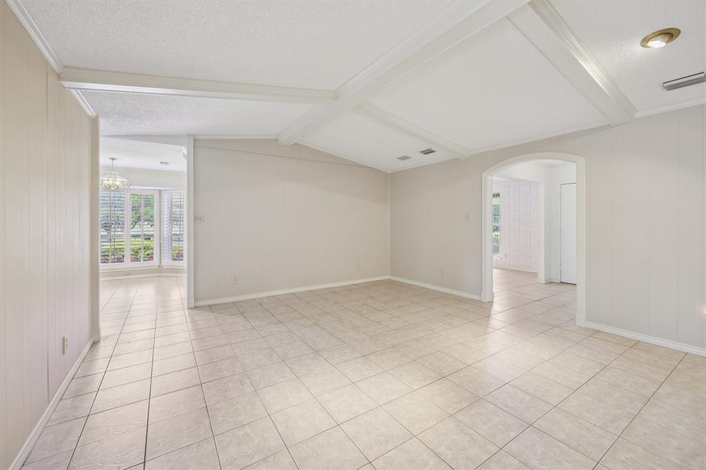 2901 Bluefield Road Property Photo 9