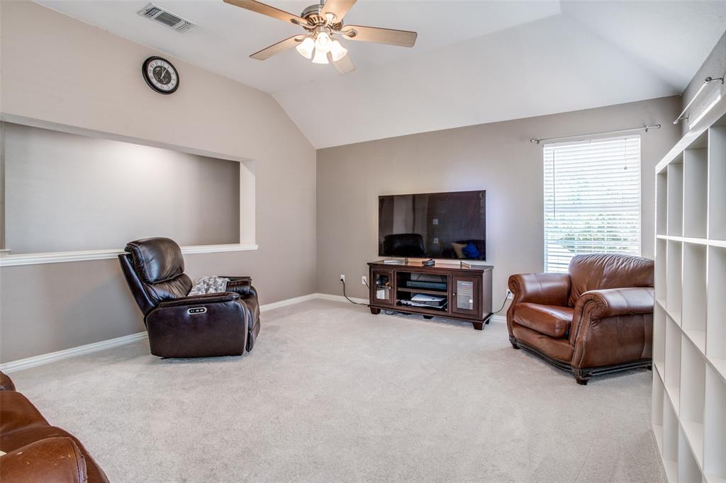 5501 Broken Bend Drive Property Photo 13