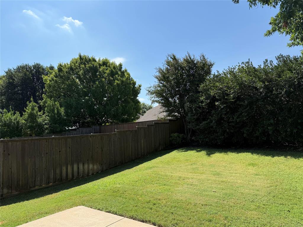 5501 Broken Bend Drive Property Photo 20