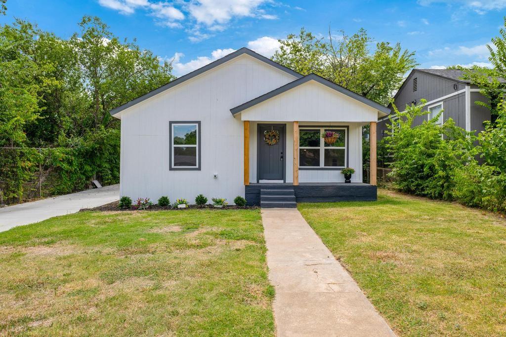 5629 Curzon Avenue Property Photo 1