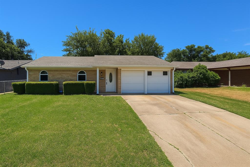 4516 Parkwood Drive Property Photo 1