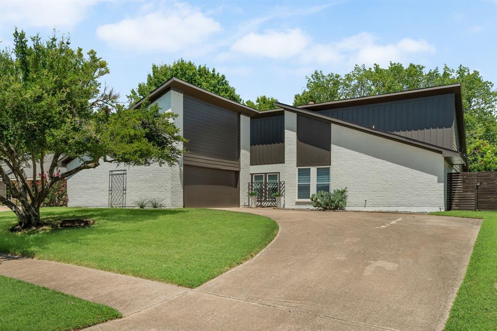 2806 N Creekwood Drive Property Photo 1