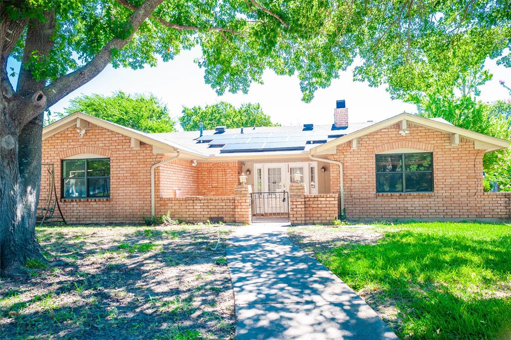 146 S Crestwood Boulevard Property Photo 1