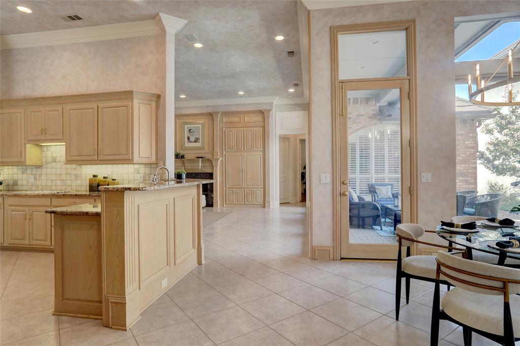 5823 Coolwater Cove Property Photo 11