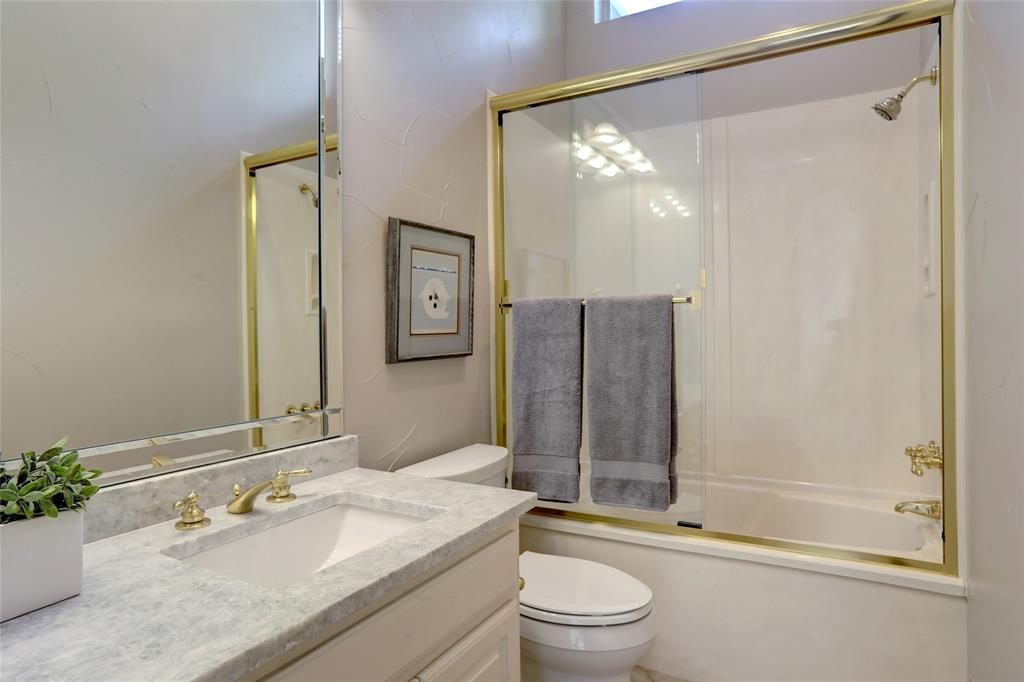 5823 Coolwater Cove Property Photo 24