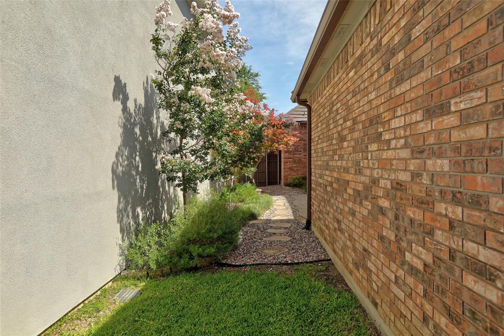 5823 Coolwater Cove Property Photo 30