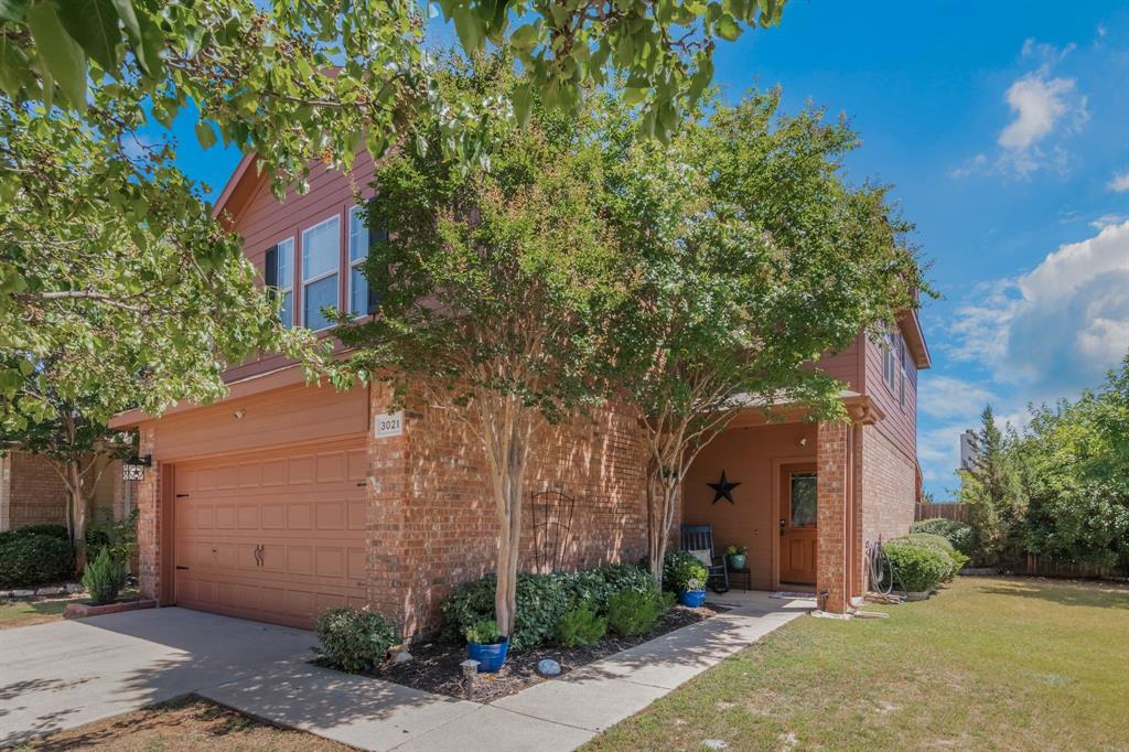 3021 Thicket Bend Court Property Photo 1