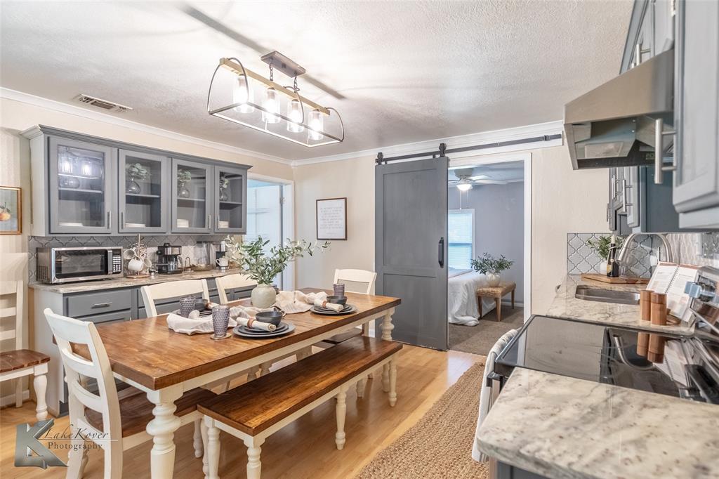 641 3rd Street Property Photo 15