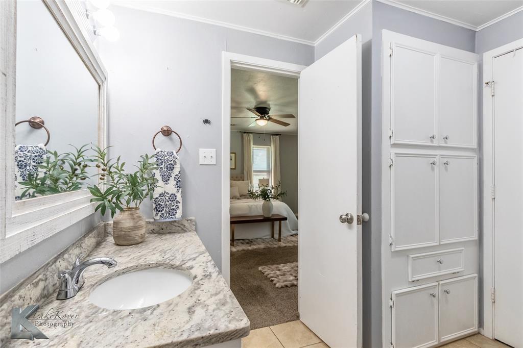 641 3rd Street Property Photo 28