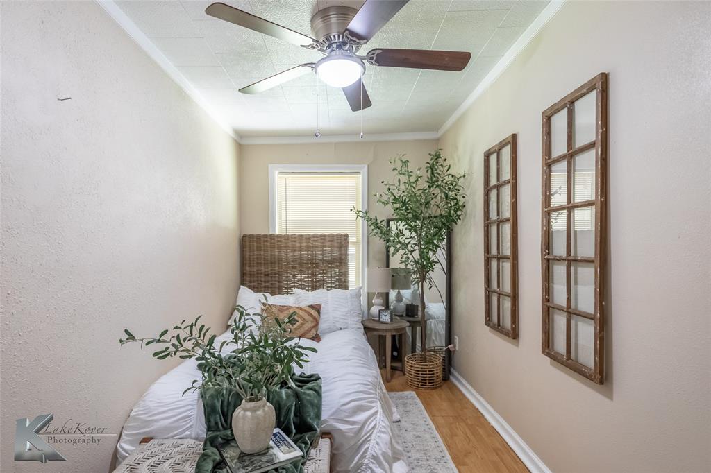 641 3rd Street Property Photo 32