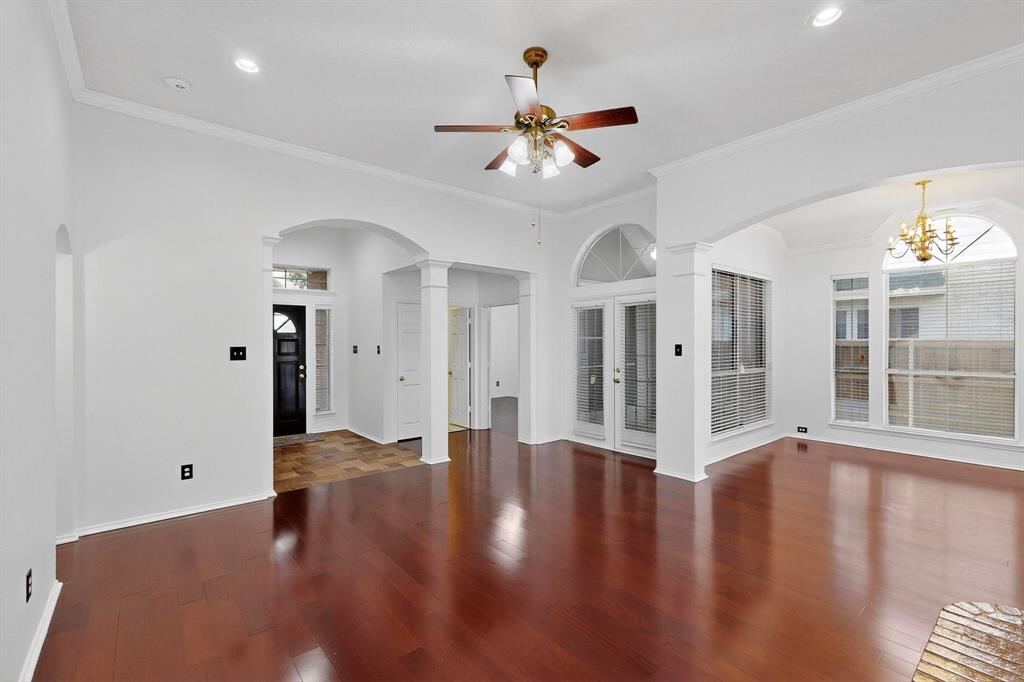 3325 Chapelwood Drive Property Photo 2