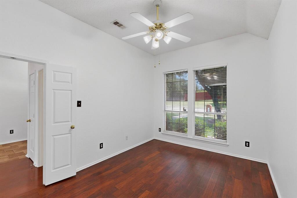 3325 Chapelwood Drive Property Photo 3