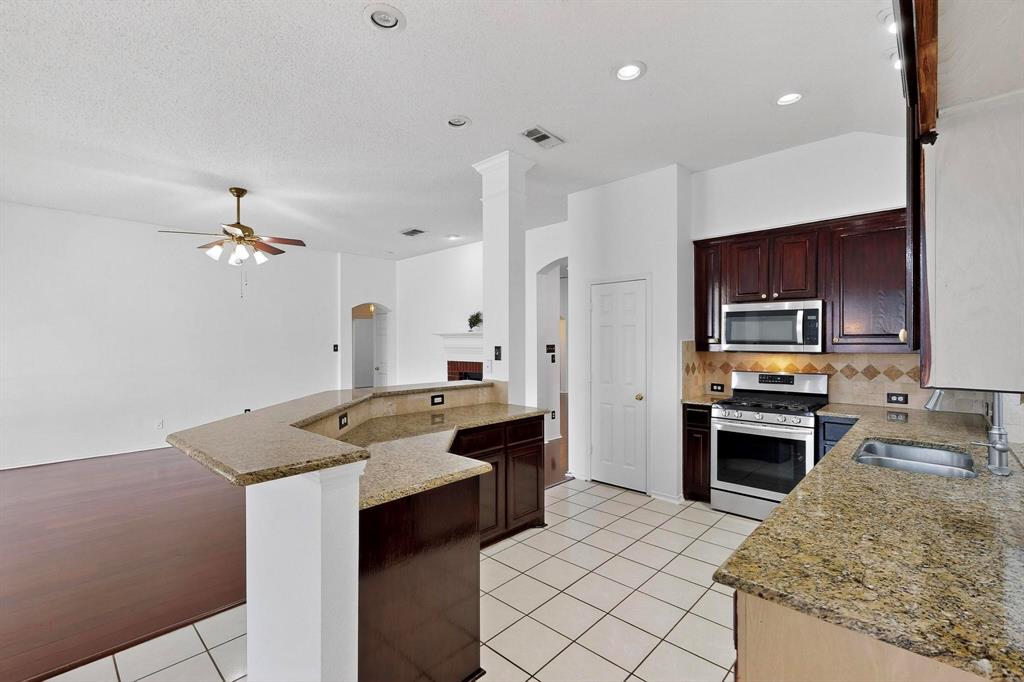 3325 Chapelwood Drive Property Photo 24