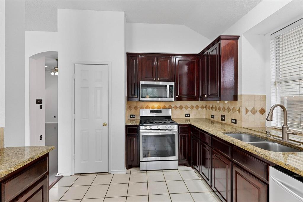 3325 Chapelwood Drive Property Photo 25