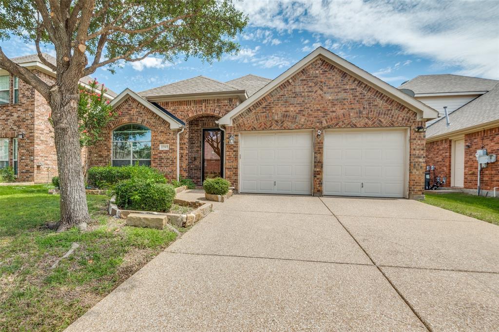 2767 Waterway Drive Property Photo 1