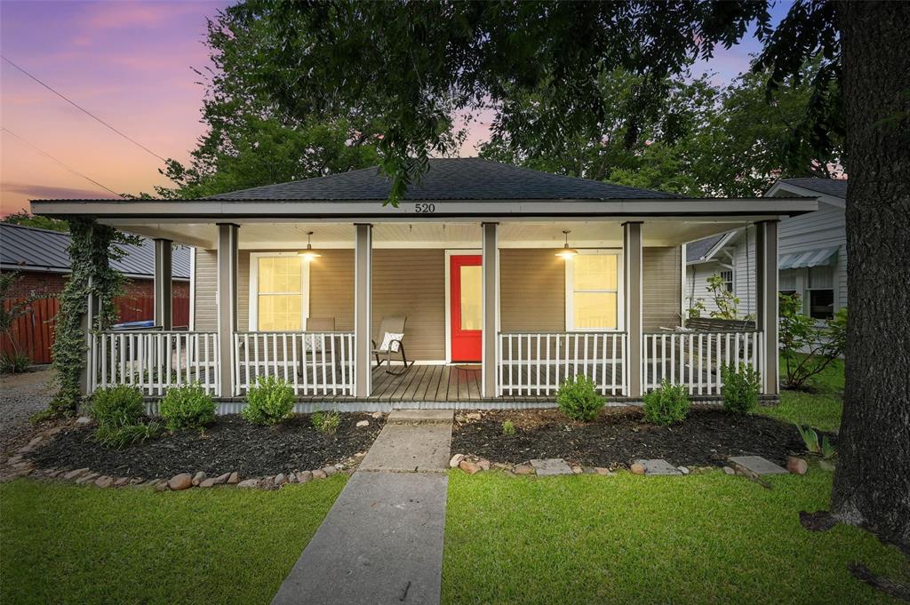 520 N Kentucky Street Property Photo 1