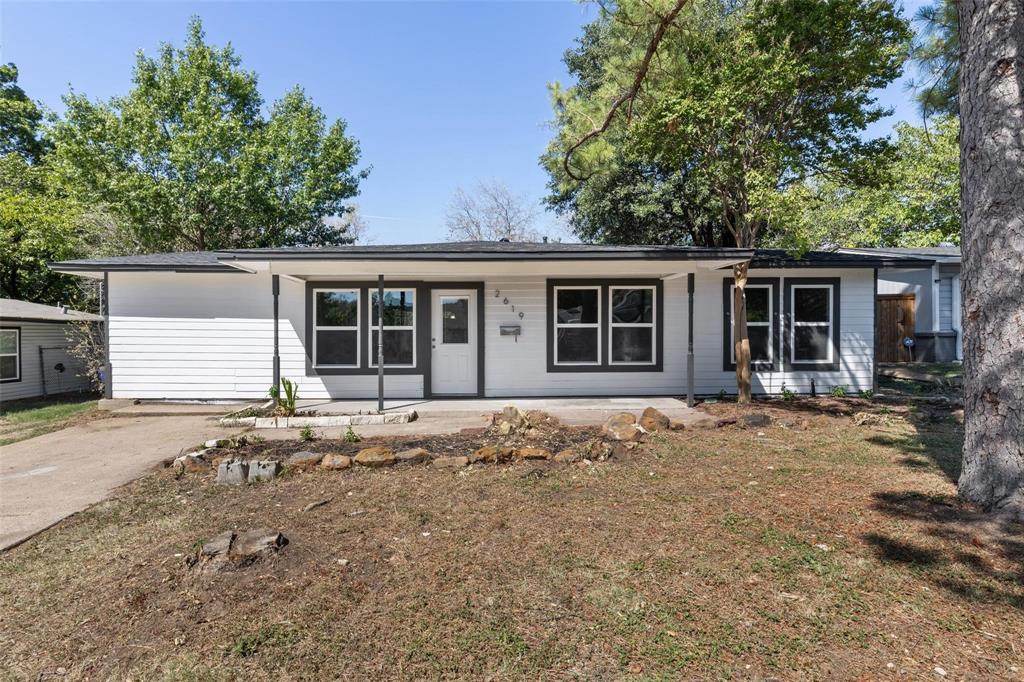 2619 Overland Drive Property Photo 1